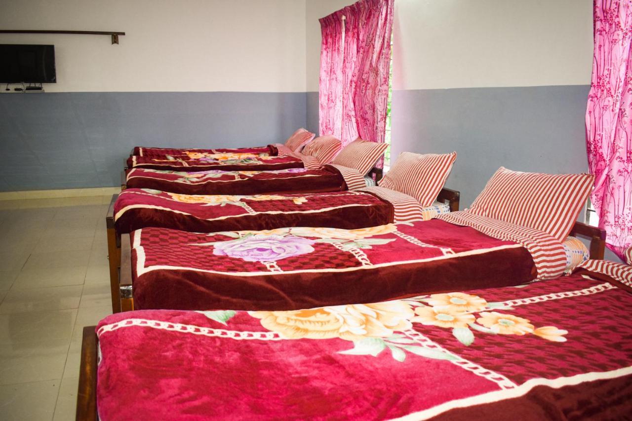 Ac Mist Hotel Мунар Екстериор снимка